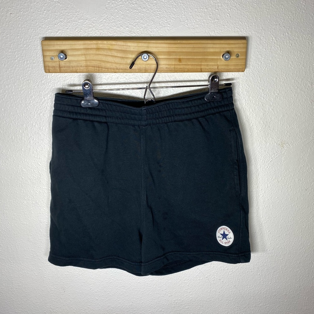 Converse short